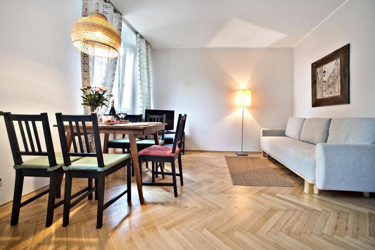 P&O Apartments Bielanska Warsawa Bagian luar foto